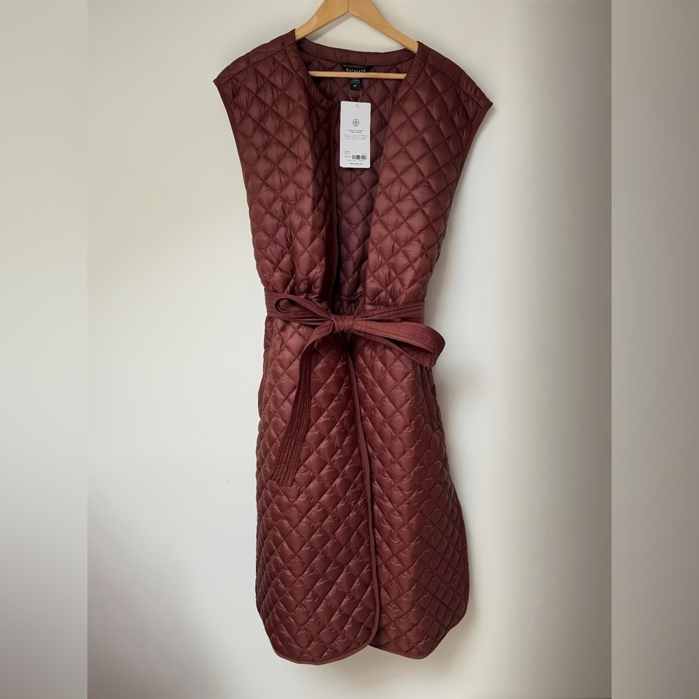 Athleta - whispering featherless, long vest. Size 2X. Mahogany brown. NWT